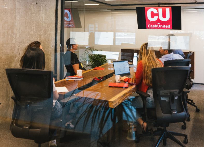 CashUnited’s helps businesses distribute funds to employees, clients, beneficiaries, and partners.